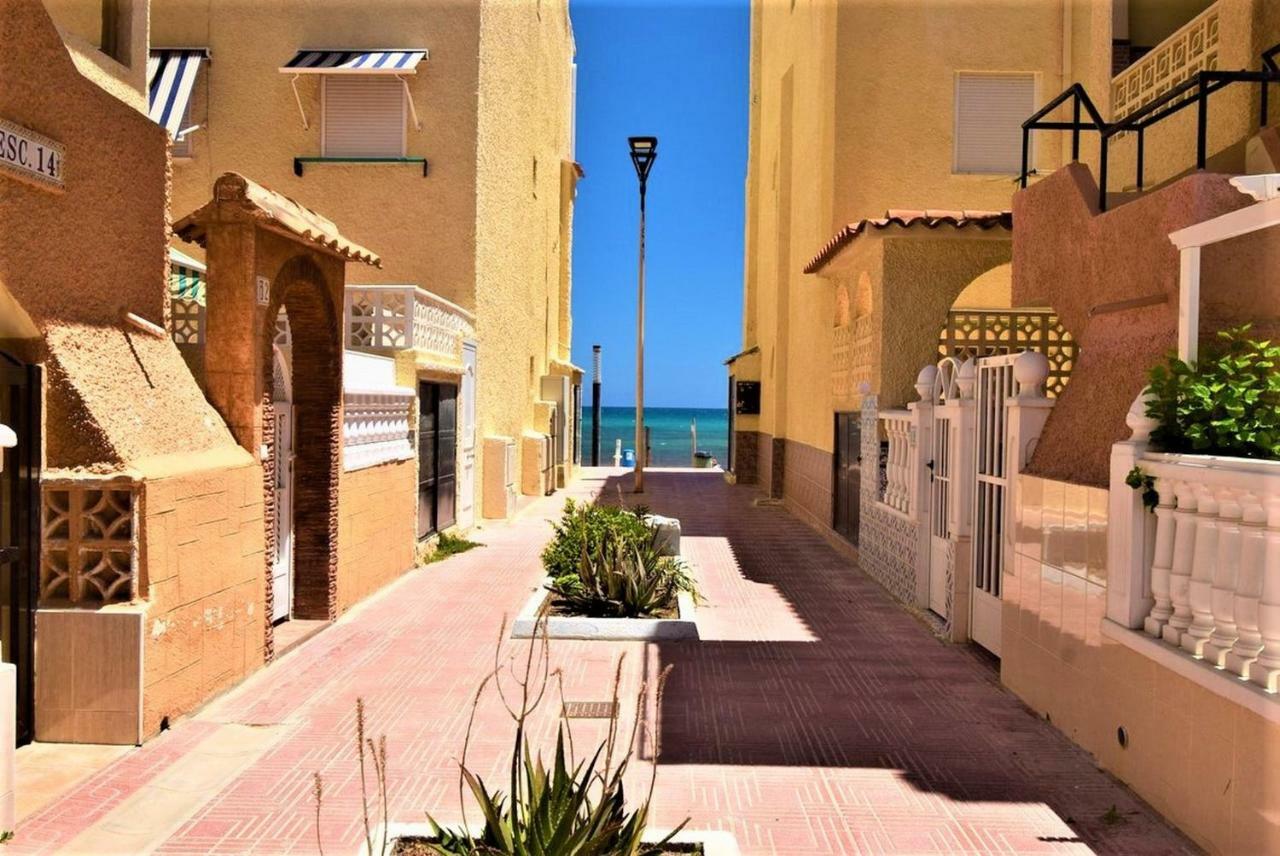 34 Retro Beach House - Alicante Real Estate Торевиеха Екстериор снимка